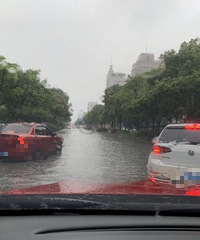 ���챩�꣬��һ¥�������Ǽ�����û�н�ˮ��