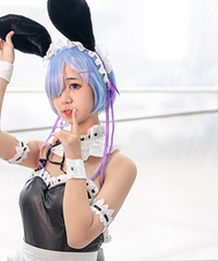 ·����չС������Ķ���Ư��