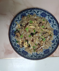 ����Ŵ�׷�������ʱ���˲�Ҫͣ��һ�߳�һ�ߵμ���ˮ