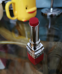 �������ֲݡ����������Ƶ���֧�ں죬�ֲе�Ҳ����