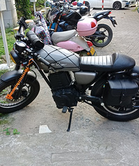 ���������ġ������͵�Ħ�г����Ҳ£�Ӧ����С˧�����