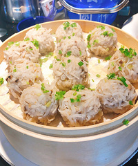 ��ɫ�����ģ����Ƕ��ܺóԣ��˵ķ���Ҳ��