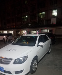 ����װ�İ�ɫbyd����֪����������ʿ����Ůʿ��