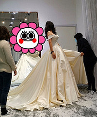 ����ɴҪ�ݲ������� ��Ȼ����һ��Ѫ��ʷ