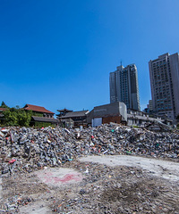 整村拆迁怎么公平补偿,优质落地式住宅的话岂不是亏了?