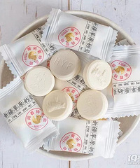 ���Ӱ�ɰ�ǵ���Ƭ����Ũ�ֲ������