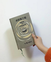 �����������һ������������ͷ���飬ʹ�õ�ʱ��о����ư�һ��