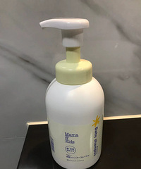 �Ƽ���MamaKids Ӥ���ݛi��ԡ¶��ϴ��ˮ������ϴ���̼�