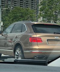 ���������ġ���һ�μ�����SUV�������־���