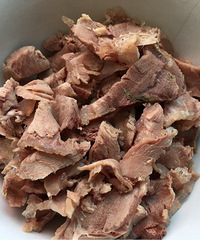 家烧牛肉麦虾,这么多料,看着就很好吃