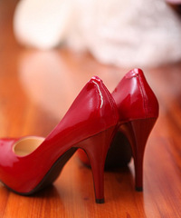 ����ȴ���ۣ��ƺ����ɫ��ĺܰٴ�