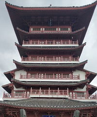 登白云阁,站在阁顶拍椒江,气势磅礴