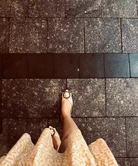 ����ɰ��������Ь�Ӿ��Խ��ݣ�Ҳ�԰�