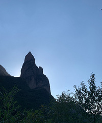 �������������ɾӣ�����ȥ��һ��