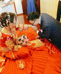 【结婚随手拍】请了个唱诗班来庆祝婚礼,感觉好赞