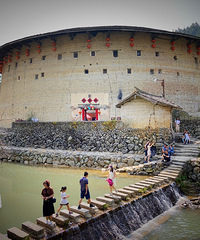中国最大最老层数最高土楼,大鱼海棠动画片原型