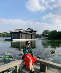 �������շ�������ϲ������û�з���ײ����