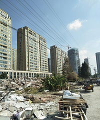 ���û�԰��������ȵ��Ѿ��ڿգ����󷿲��̻�������