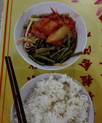 ���۸��᡿ȥ��͵�Է�ֻ��һ���ˣ��ܶ�����