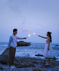 �ٿ���̨�����˱ش򿨵Ļ�ɴ�⾰��