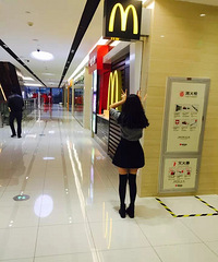 �ж���ѥ��Ͳ�࣬��ϵ���÷���䣬ѹ���������Ǻ�����