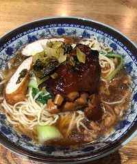 ��һֻ�о����Բ���ĸо������ǳ�һ������