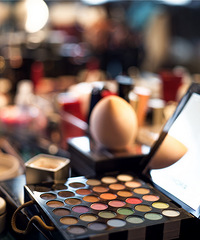 ����ǰ��ױҲ�С�Ǳ���򡱣�12�����Ľ������������ܿӣ�