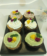 ֽ���ݷ絰�⣬�����ѻ��ú���ˮ��װ�Σ���ֵҲ�Ǻܸߵ�