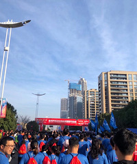 ���۸��᡿ÿ�칤��5Сʱ��������ʹ���ֻ�������������