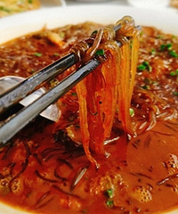 ���л������˺���¶��������