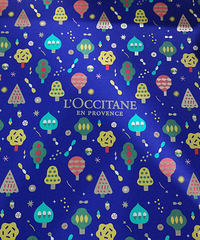 ���װ������Ů�ģ�С���͵ı���װ����