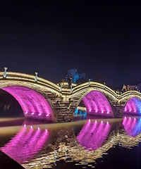 �����������˵��嶴�ţ�������