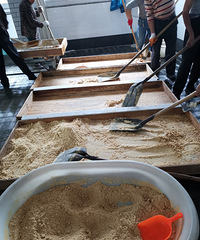 �������ġ�Сѩ�����ǳ������ˣ����Ǽ۸�΢�ǡ�