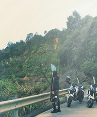 �˴ˡ�һ�����顱��Ե�֣����Ӳ�����