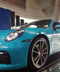 实拍全新保时捷911,售价126.5万起