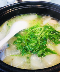 ���۸��᡿��ŮAA�ƳԷ�����ͬ��