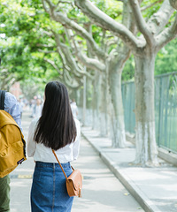 �������Ů����ĸ��ͬ��ĸ��黹Ҫ������