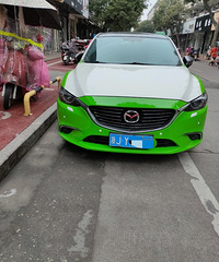 ���������ġ�����������ɫ����ͷ��һ��