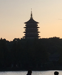 87��·��GG176��������һ��Ů��