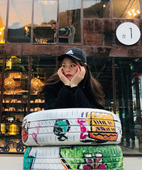 �򿨿�����Ů������ʥ��