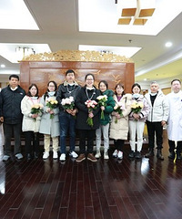 ���ס���ǣ�̨�����������人��12��ʿ��