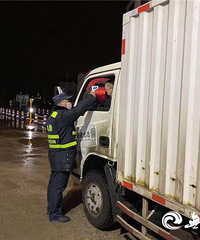 ̨��ũ�۳ǣ�ÿ��400���߲˹�Ӧ�����У���Ӧ���������Ǽ�