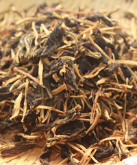 �˸����Ź��ǲ���̨����ɫ�ˣ������涼û�Ե���