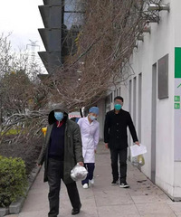 ̨������3�����߳�Ժ���ɾ�����·�Ÿ�1�����ۼ�17������