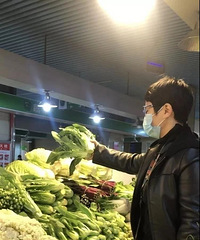 լ�ҵ����ӣ��򰮶����ʣ�̽����������һ���Ϸ�С��