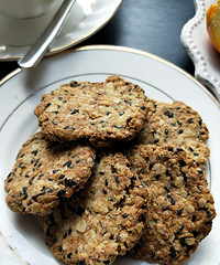 ������ա�������ɣ�����һ�°��ǰ汾�ģ��ײ������׽�