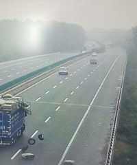 �����г�·�м�����ʯ����ô�죿�������ѣ�ǧ��Ҫ�ţ�Ӧ��ô��