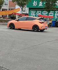 ���������ġ����ڲ�ͬ����ɫ������������������ǰһ��