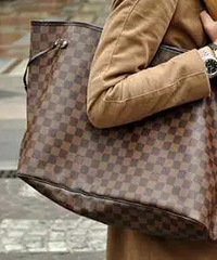 ���۸��᡿Ů������Ҫ��Ҫ����ư���