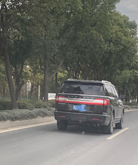 ���������ġ��ô��SUV����ֱ���Ǽ��⳵